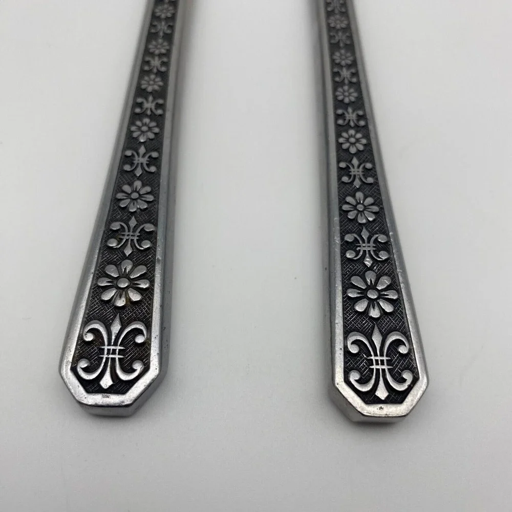 Interpur Petal‎ Florenz Stainless Flatware Knives Japan Vintage MCM (Lot of 2)